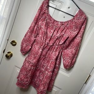 Women’s dress size M.